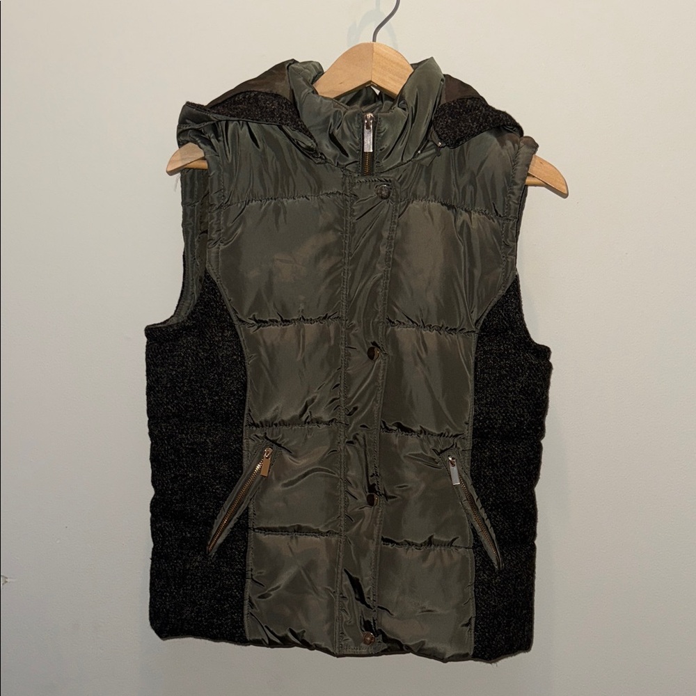 Olive fall / winter women’s vest